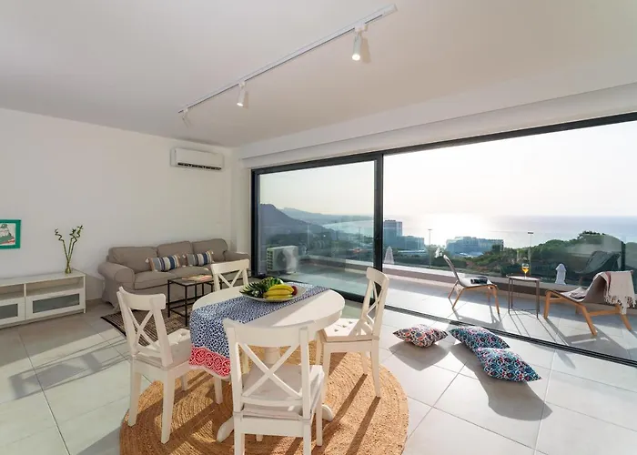 Apartmán Aquarama Pool Apts. *