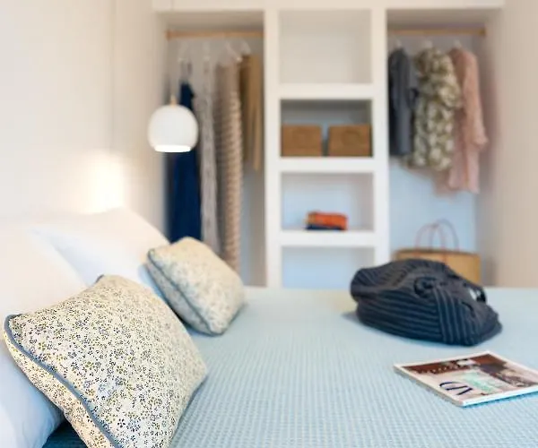 شقة Aquarama Pool Apts. إكْسِيا